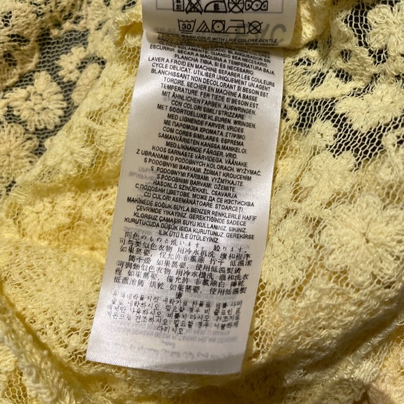 Guess YELLOW lace up camisole XS - Picture 5 of 6
